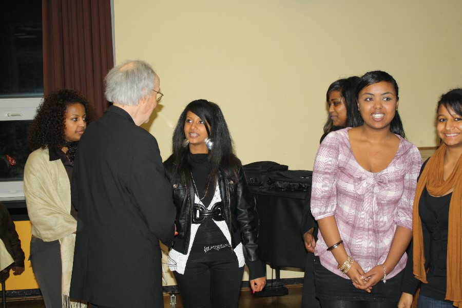 ../Images/Feiern in Hofheim Kirche 07.12.08 047.jpg